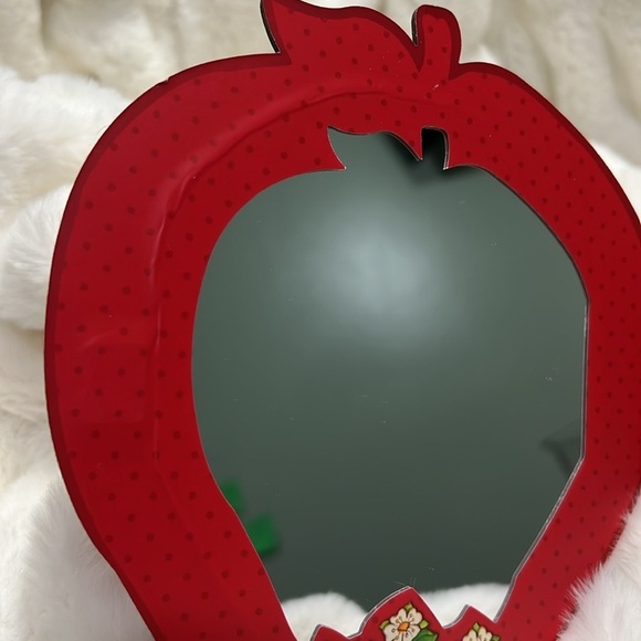 ❄️ New Strawberry Shortcake Complexion Palette - Picture 4 of 5